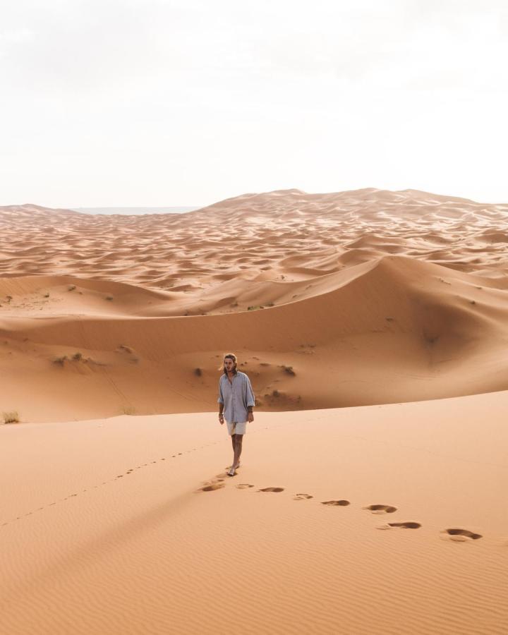 Luxury Maktoub Hotell Merzouga Exteriör bild