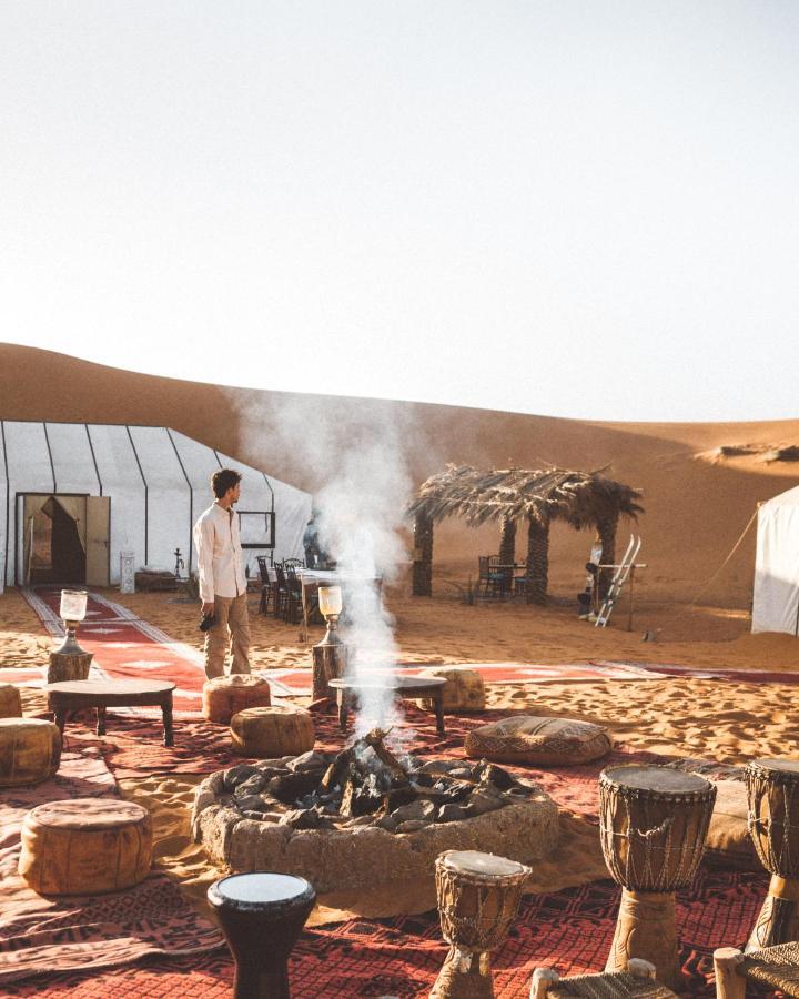 Luxury Maktoub Hotell Merzouga Exteriör bild