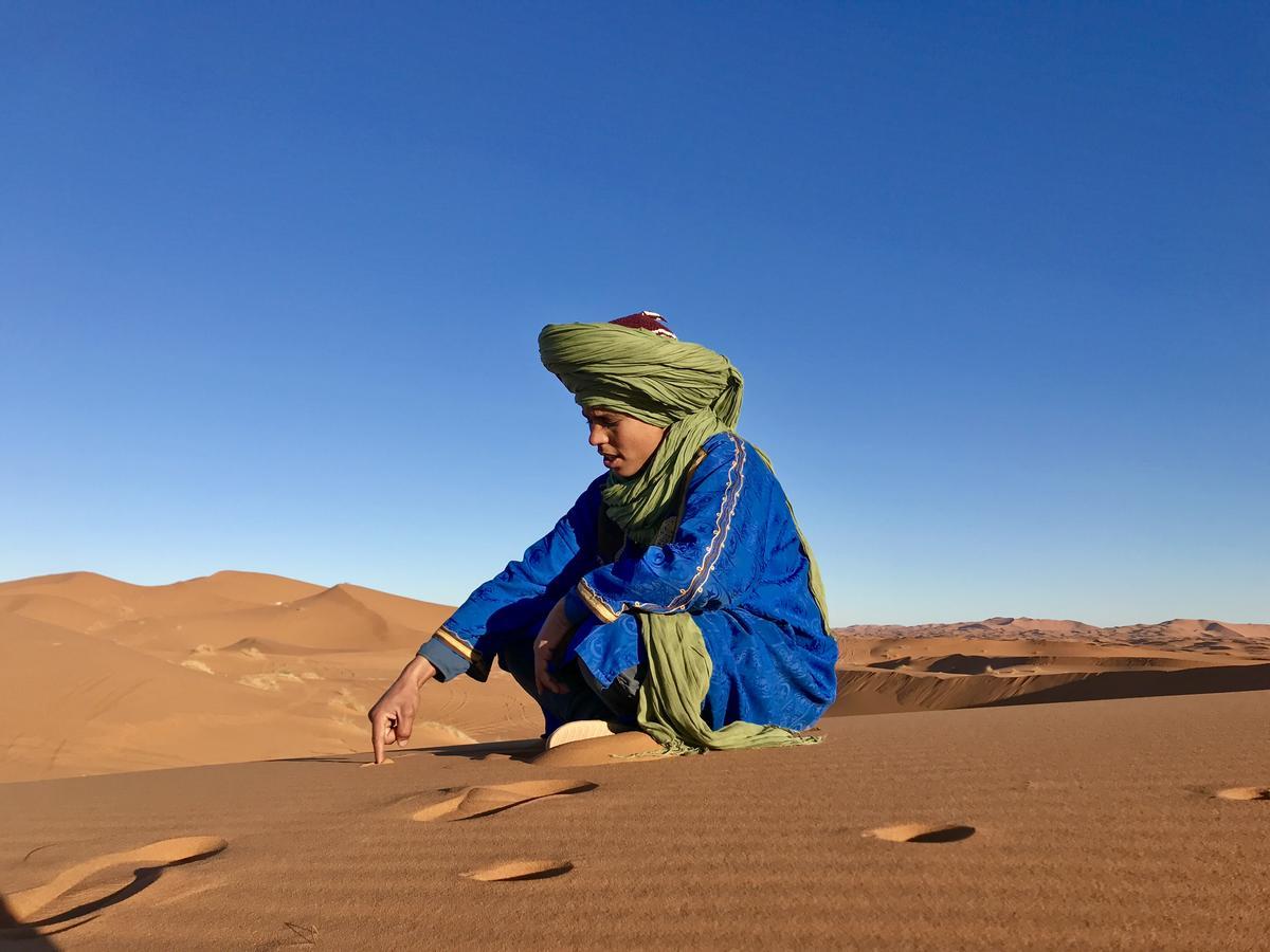 Luxury Maktoub Hotell Merzouga Exteriör bild