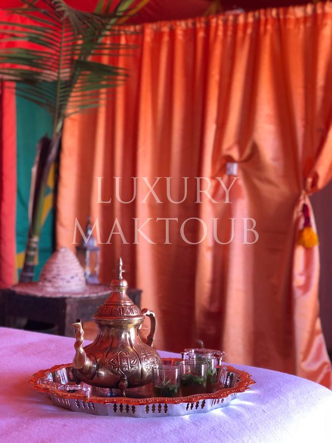 Luxury Maktoub Hotell Merzouga Exteriör bild