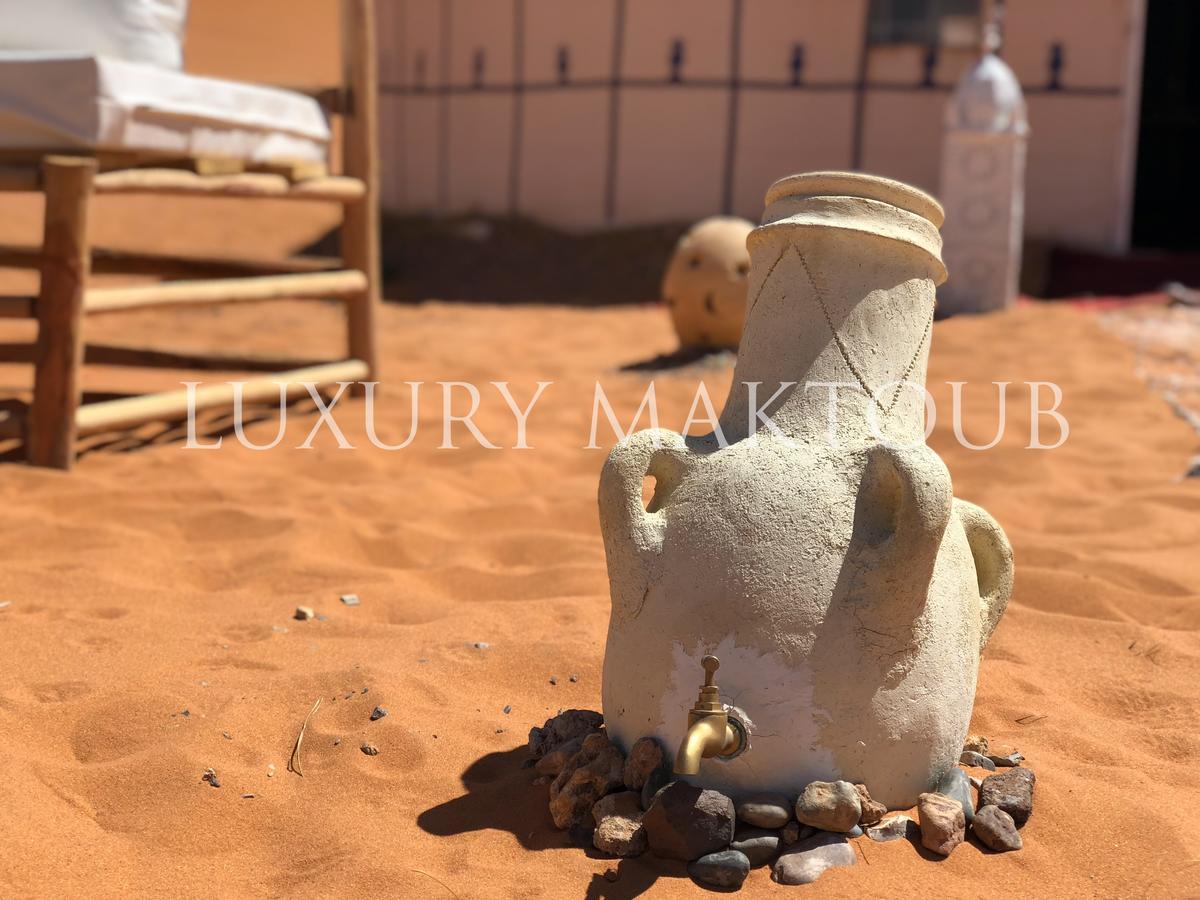 Luxury Maktoub Hotell Merzouga Exteriör bild