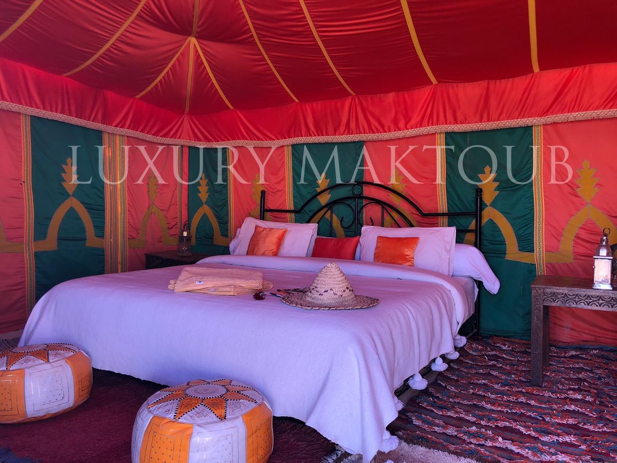 Luxury Maktoub Hotell Merzouga Exteriör bild