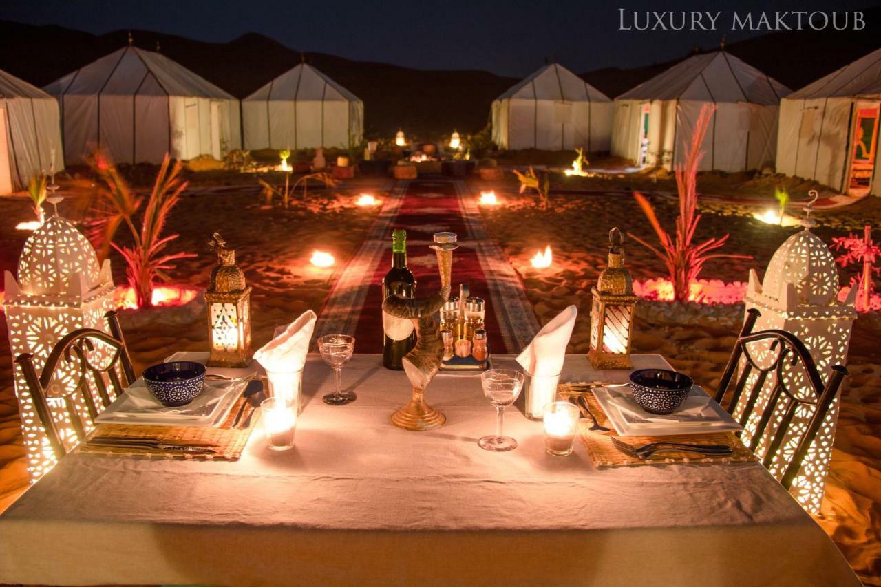 Luxury Maktoub Hotell Merzouga Exteriör bild