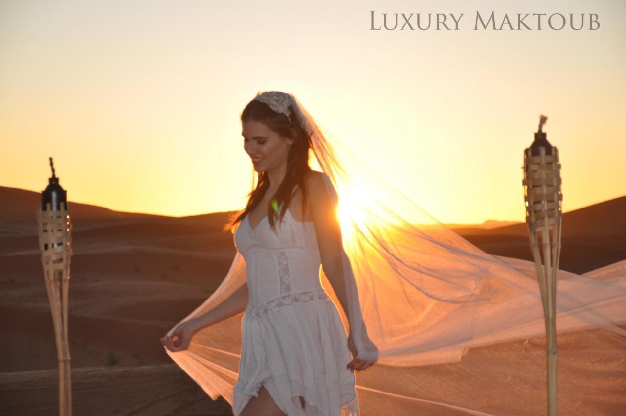 Luxury Maktoub Hotell Merzouga Exteriör bild